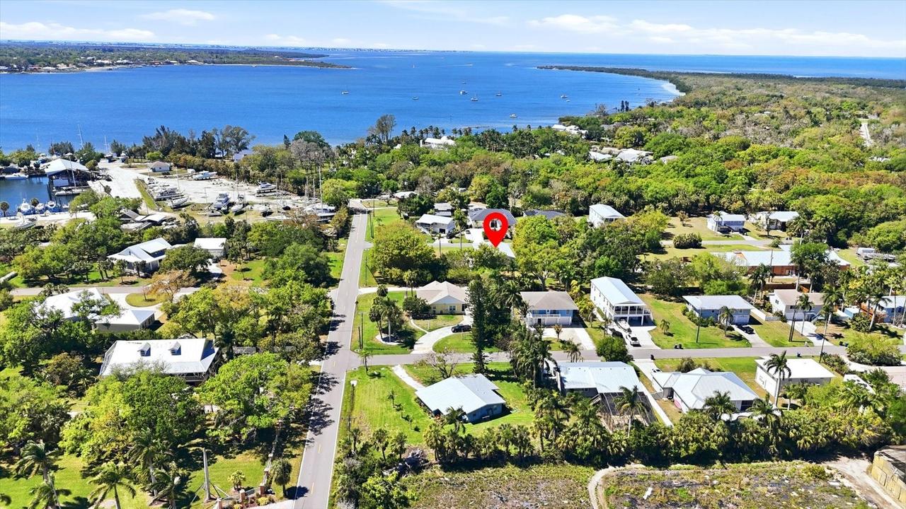 1312 51st Avenue Dr., Palmetto, FL 34221