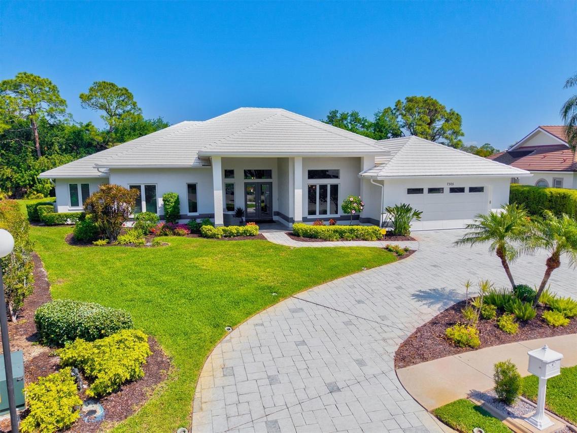 7305 Links Ct., Sarasota, FL 34243