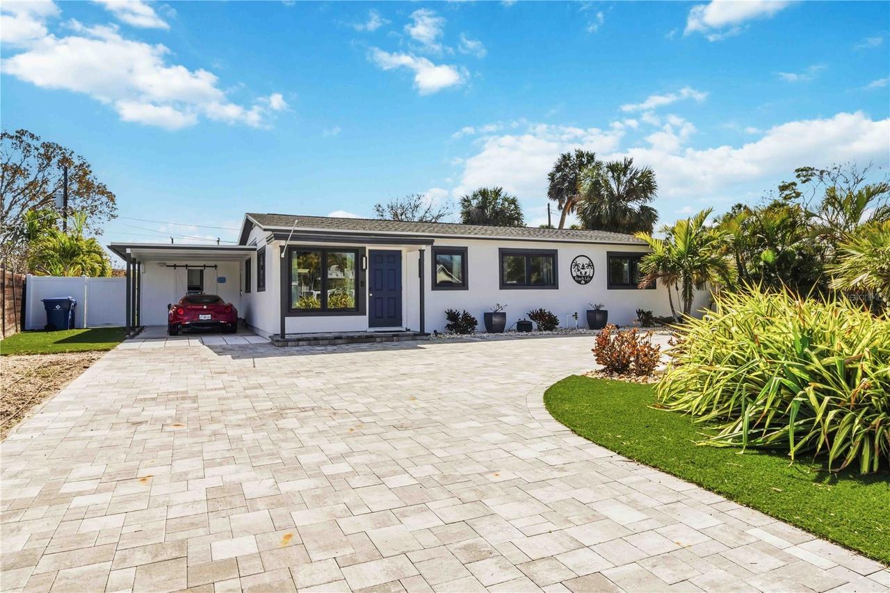 327 39th Ave., St Pete Beach, FL 33706