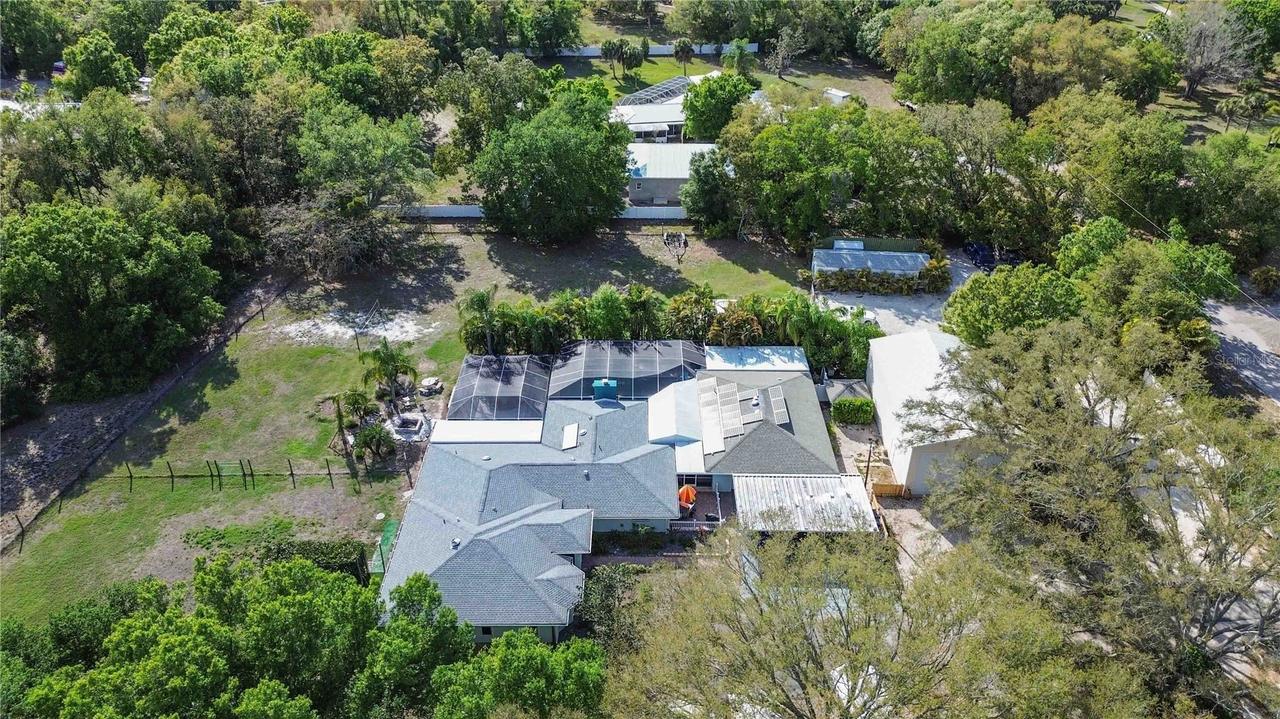740 Arabian Cir., Nokomis, FL 34275