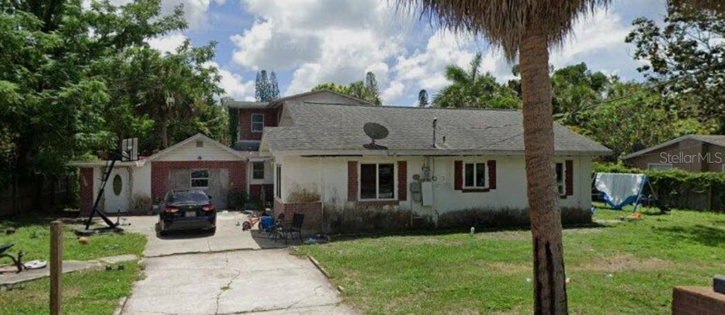 1356 24th St., Sarasota, FL 34234