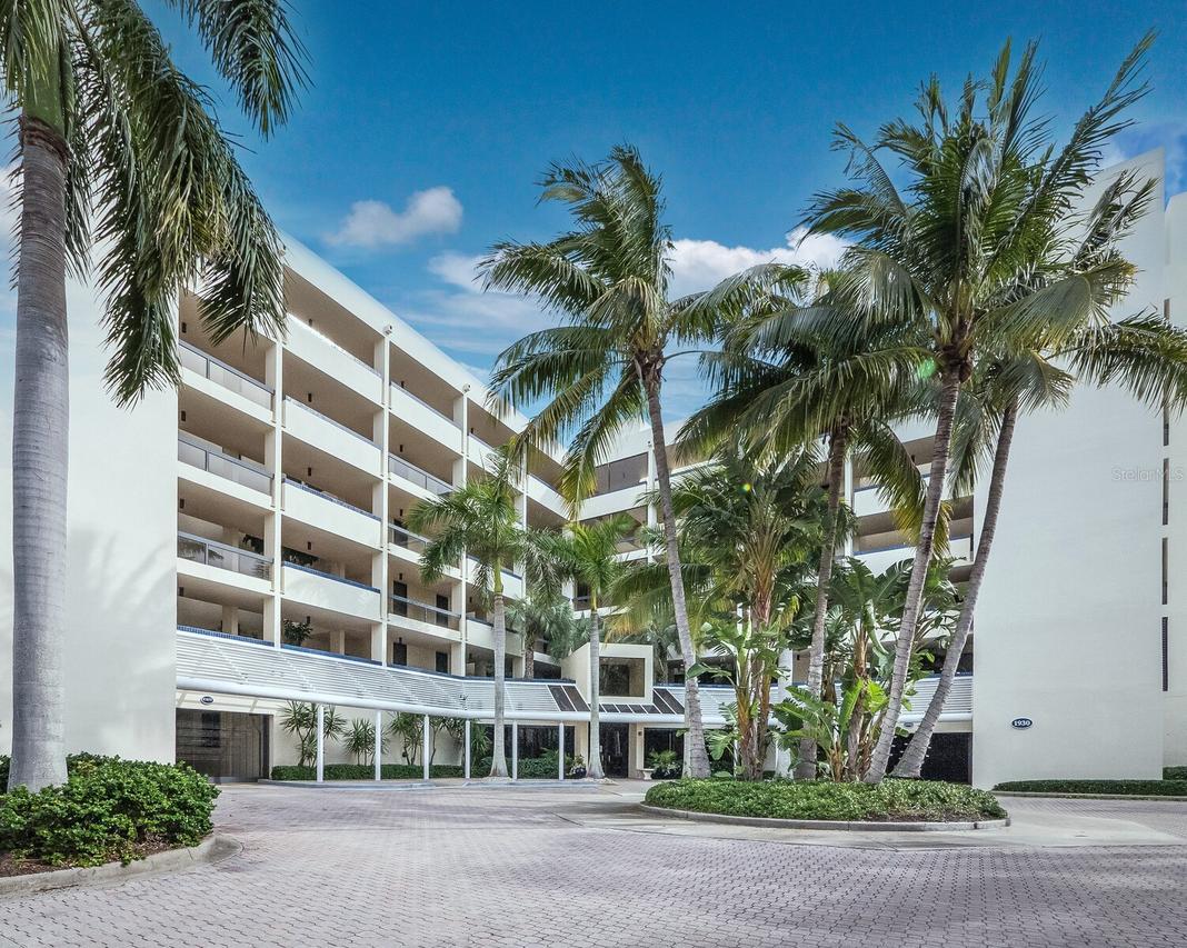 1930 Harbourside Dr. #145, Longboat Key, FL 34228
