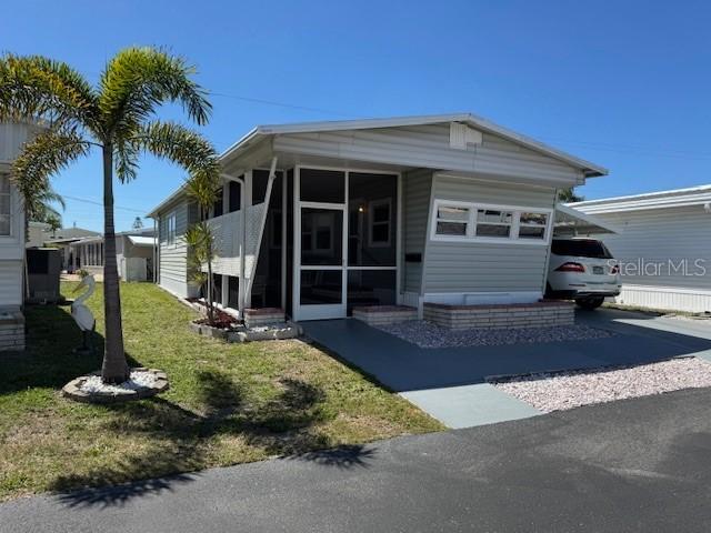 200 Southwinds Dr., Sarasota, FL 34231