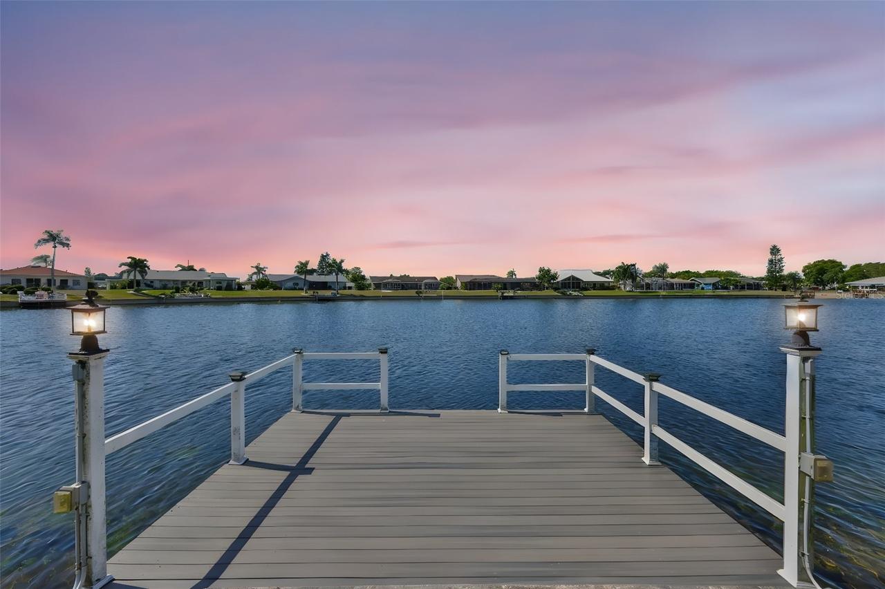 405 Blackhawk Cir., Sun City Center, FL 33573