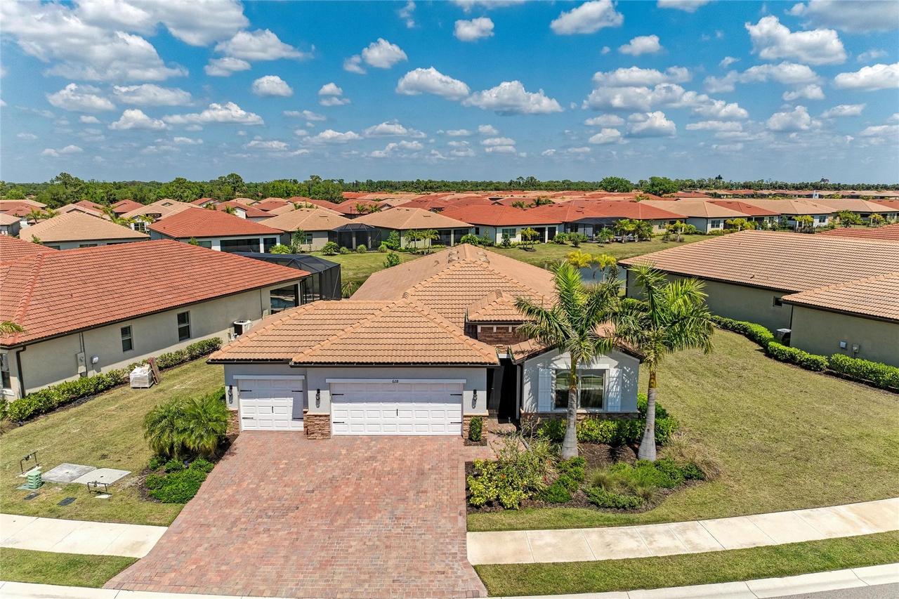 628 Maraviya Blvd., Nokomis, FL 34275
