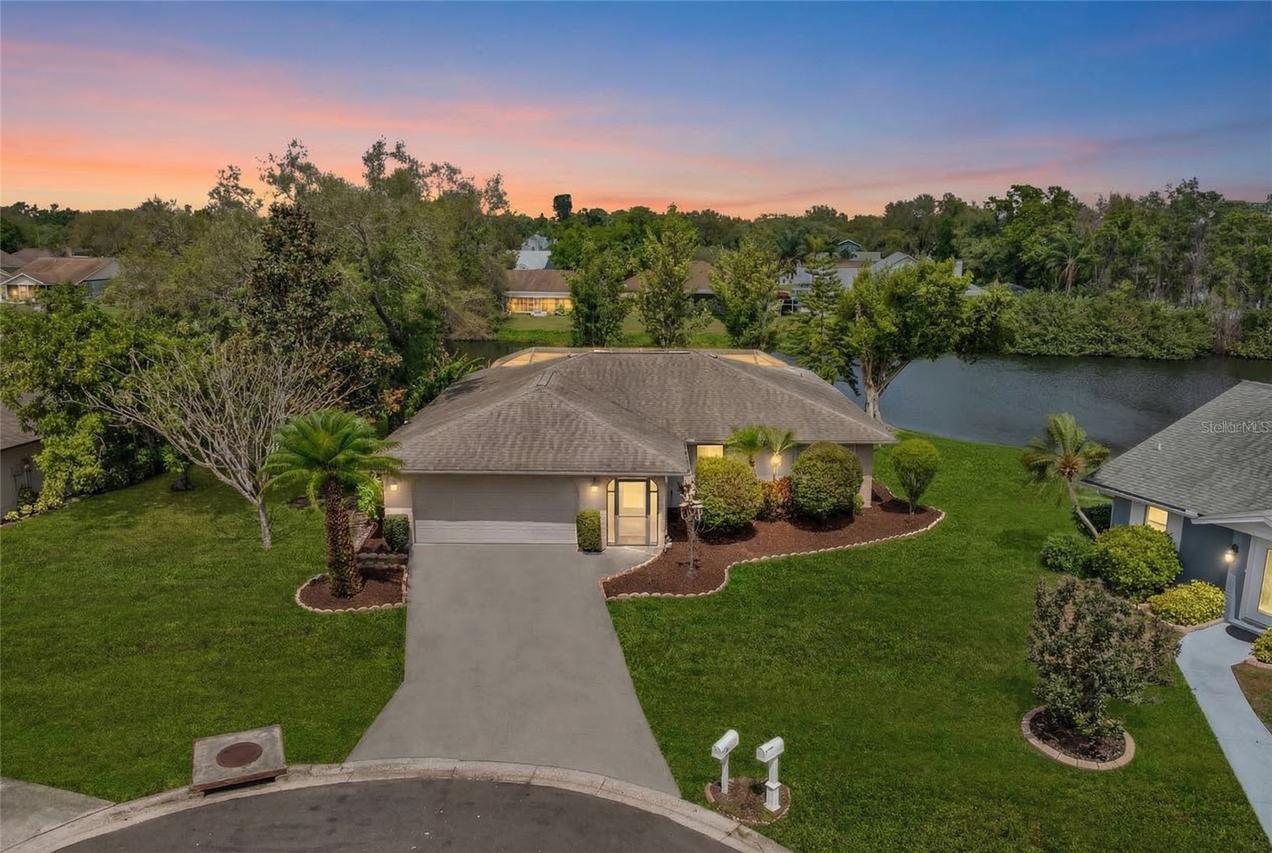 8345 Brandeis Ct., Sarasota, FL 34243