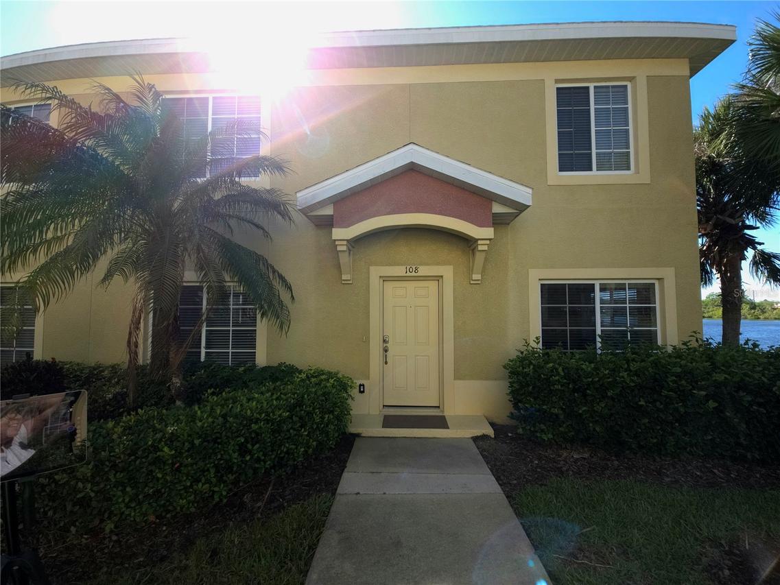 3511 45th Ter W #108, Bradenton, FL 34210