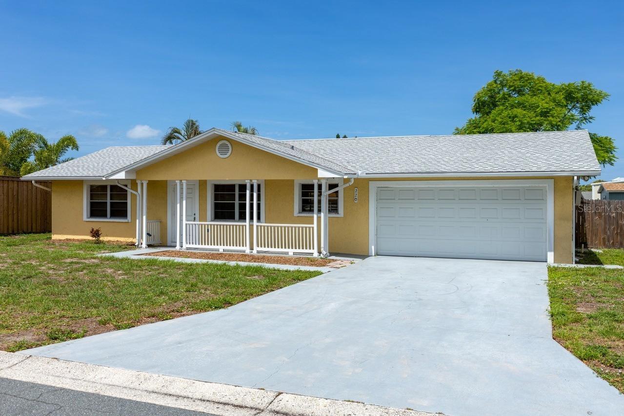 220 57th Street Ct., Bradenton, FL 34209