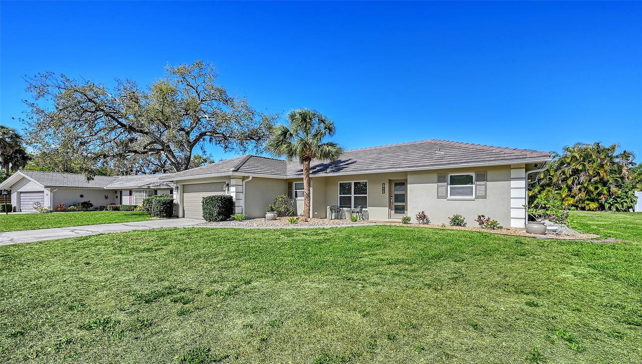 7480 Blaine Way, Sarasota, FL 34231