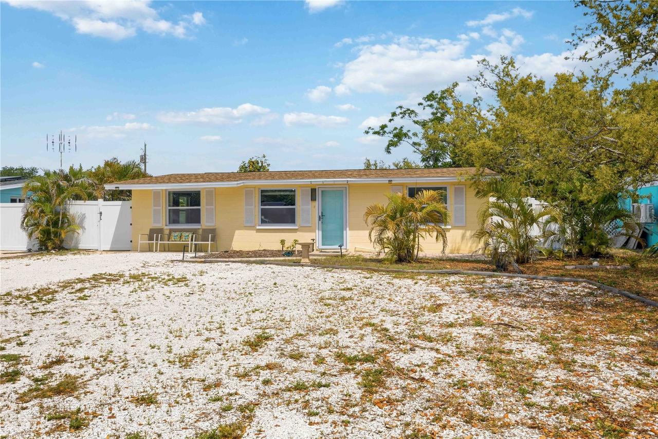 370 E Fray St., Englewood, FL 34223