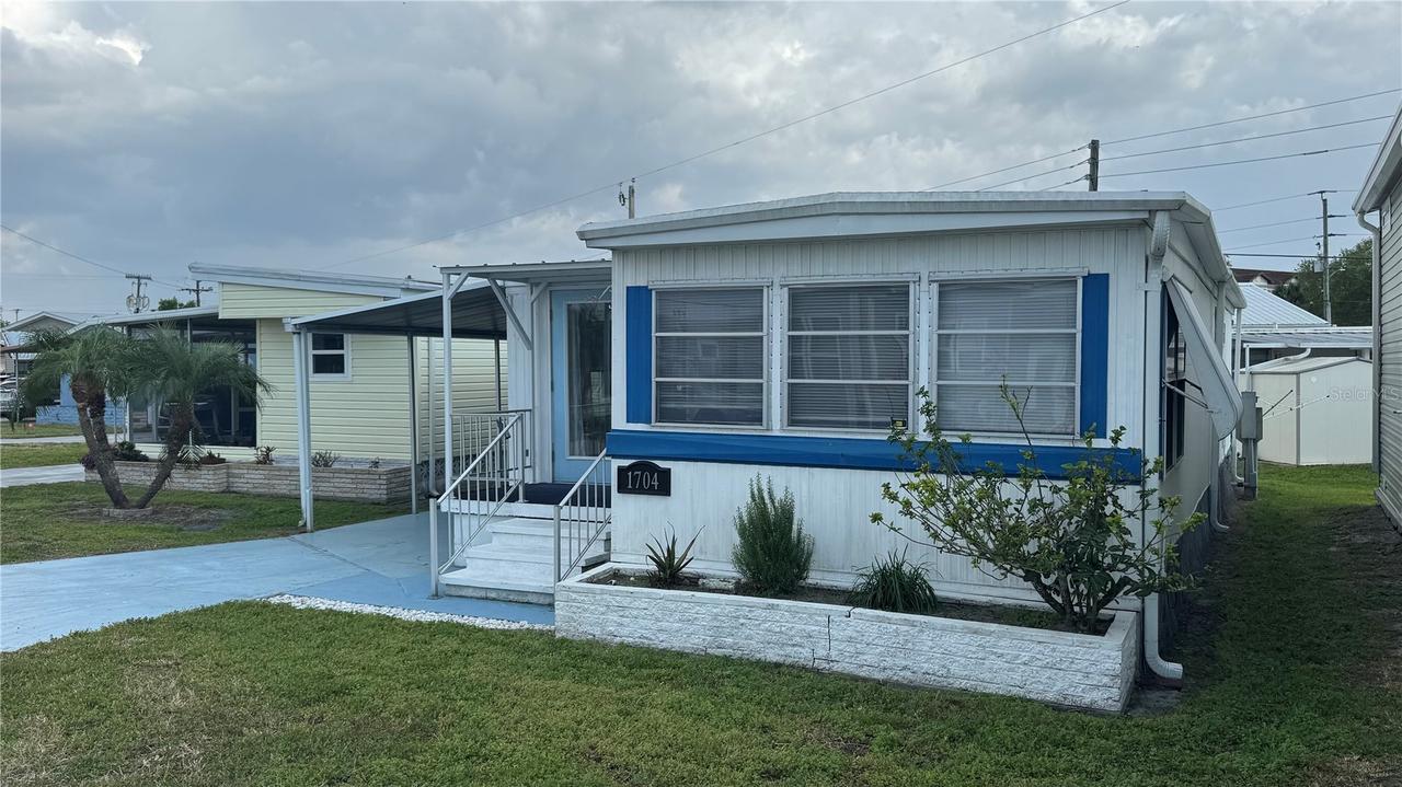 1704 Pennsylvania Ave., Bradenton, FL 34207