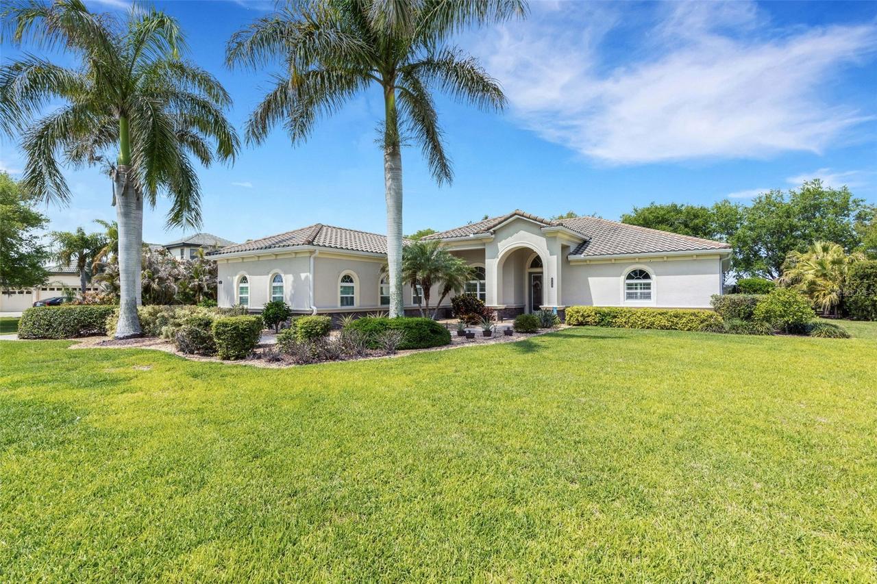 380 165th Ct., Bradenton, FL 34212