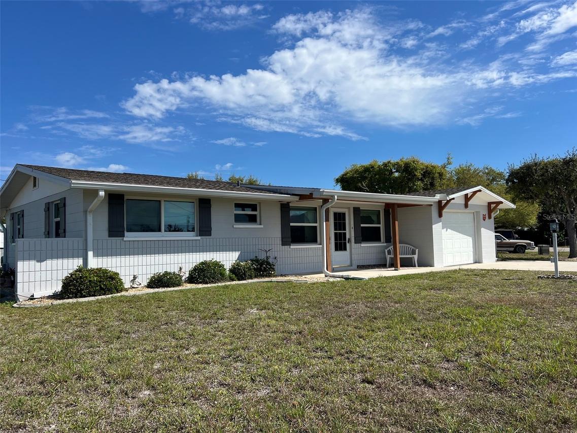 2101 Arkansas Ave., Englewood, FL 34224