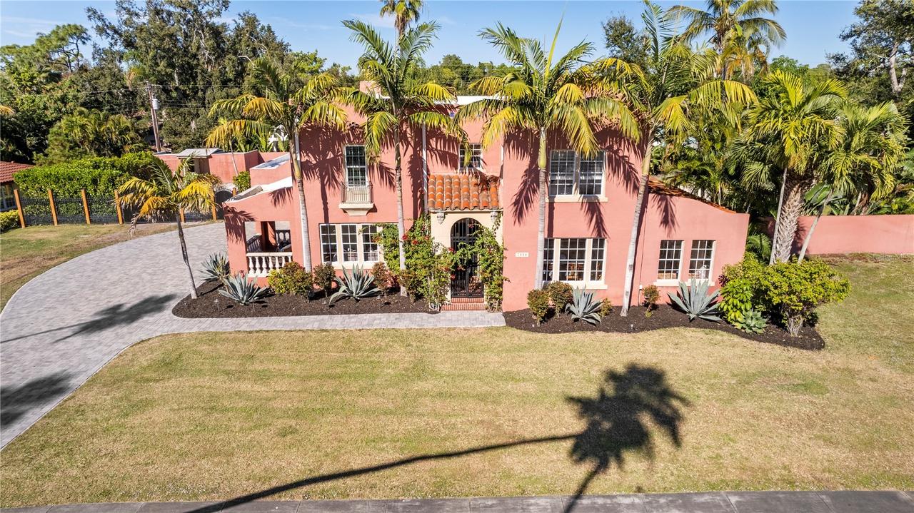 7810 Senrab Dr., Bradenton, FL 34209