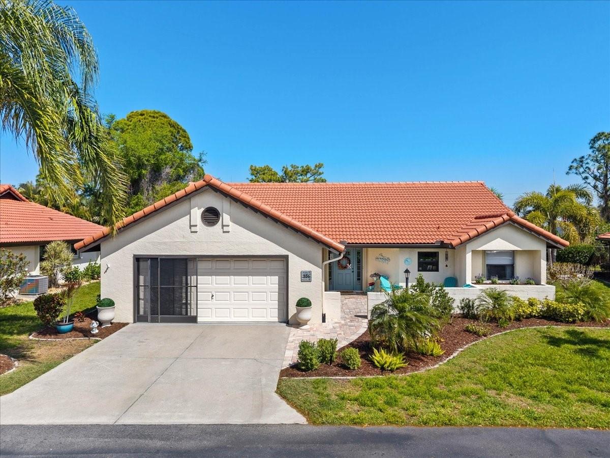 286 Laurel Hollow Dr., Nokomis, FL 34275