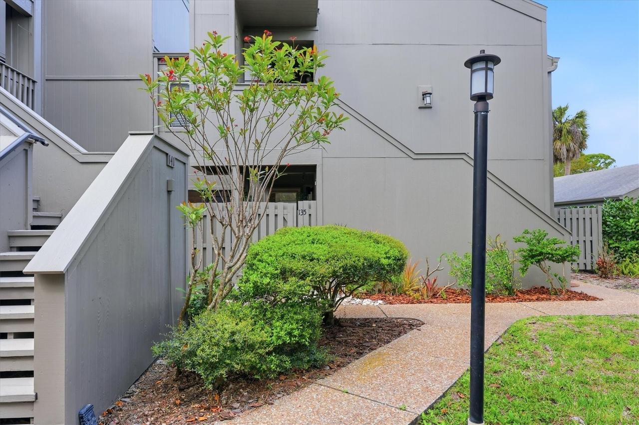 135 Woodland Pl., Osprey, FL 34229