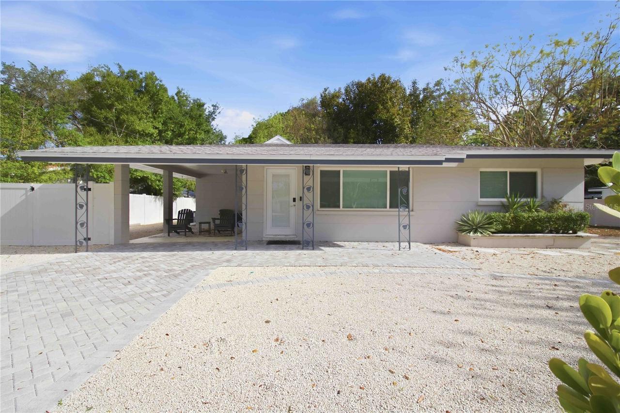 2545 Browning St., Sarasota, FL 34237