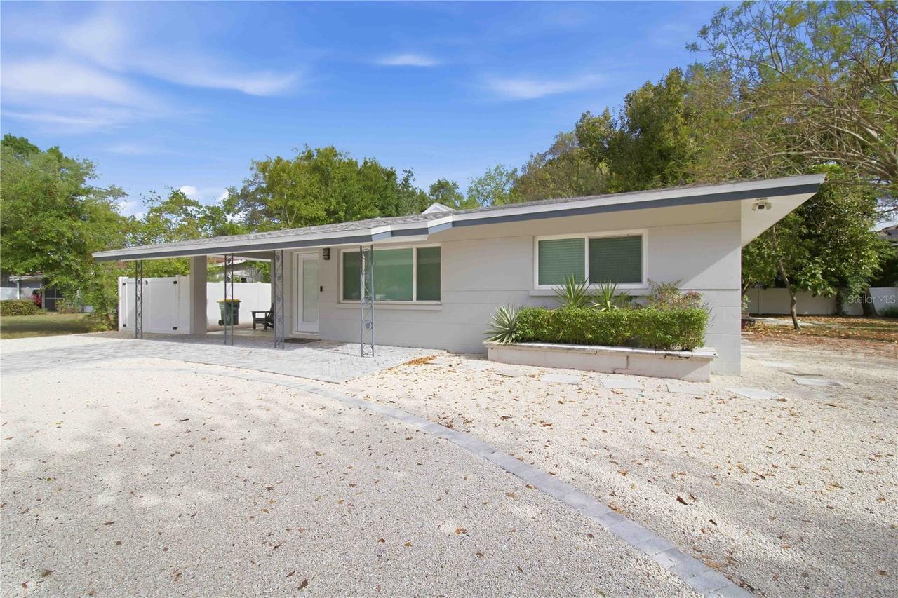 2545 Browning St., Sarasota, FL 34237