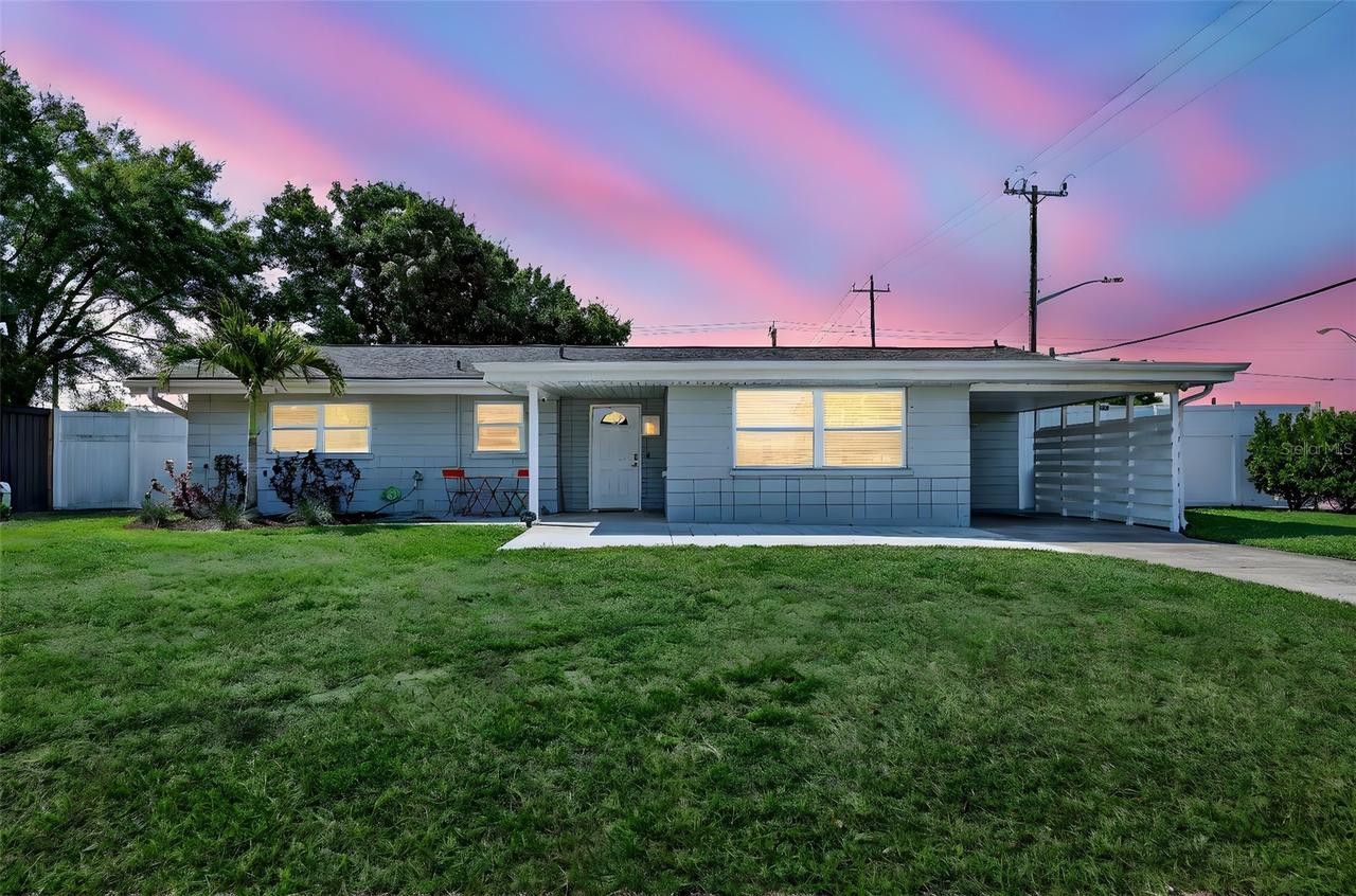 2806 Upper Tangelo Dr., Sarasota, FL 34239