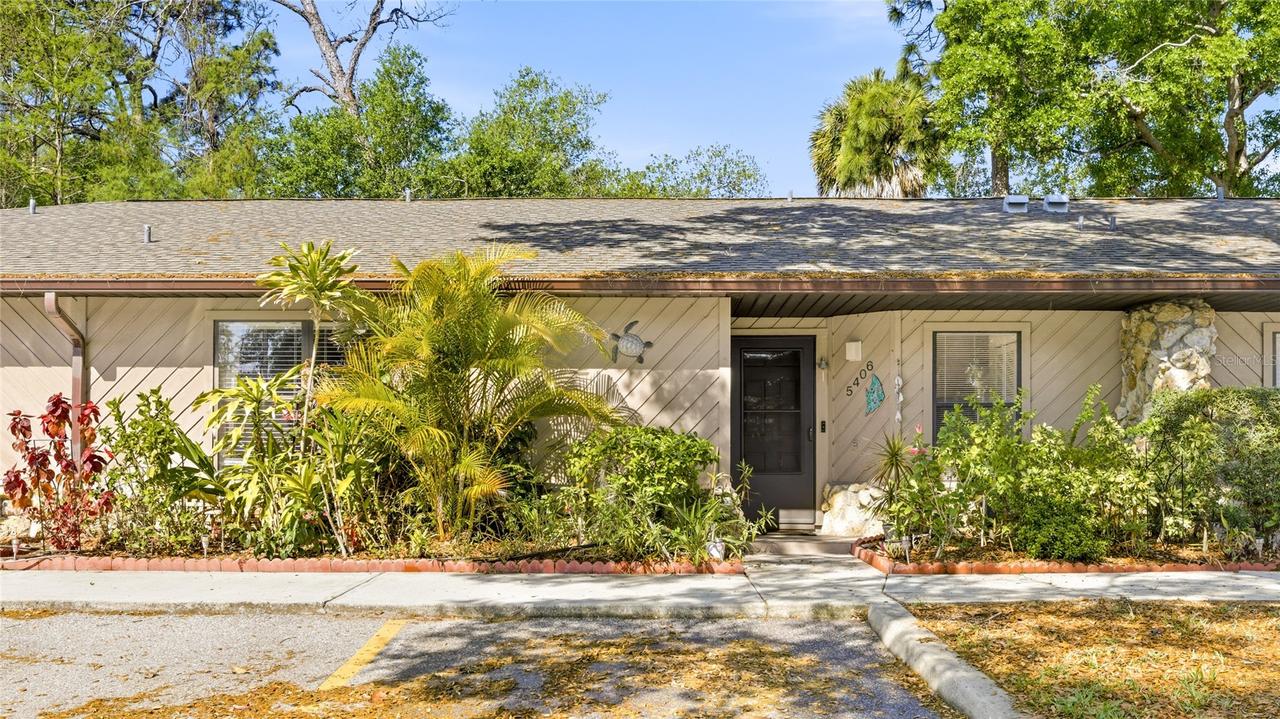 5406 11th Street Cir., Bradenton, FL 34203