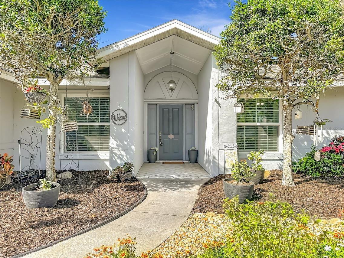 916 87th St., Bradenton, FL 34209