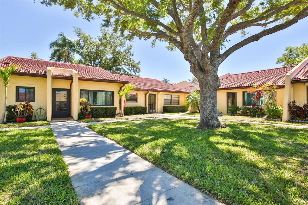 1411 57th St., Bradenton, FL 34209