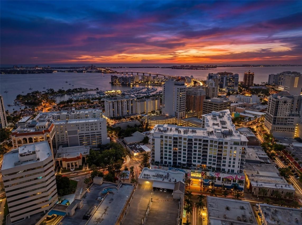 111 S Pineapple Ave. #806, Sarasota, FL 34236