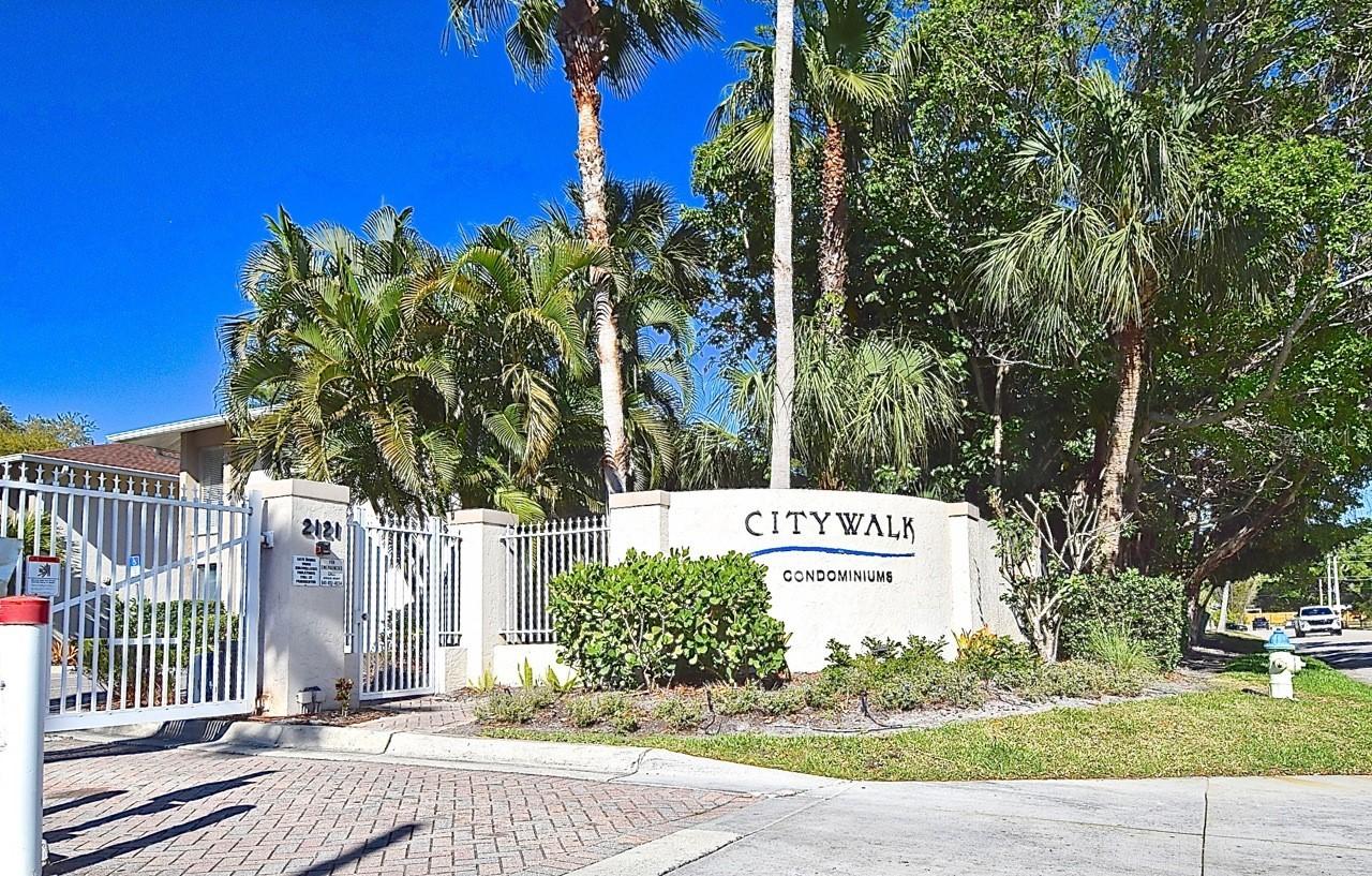 2121 Wood St. #201, Sarasota, FL 34237