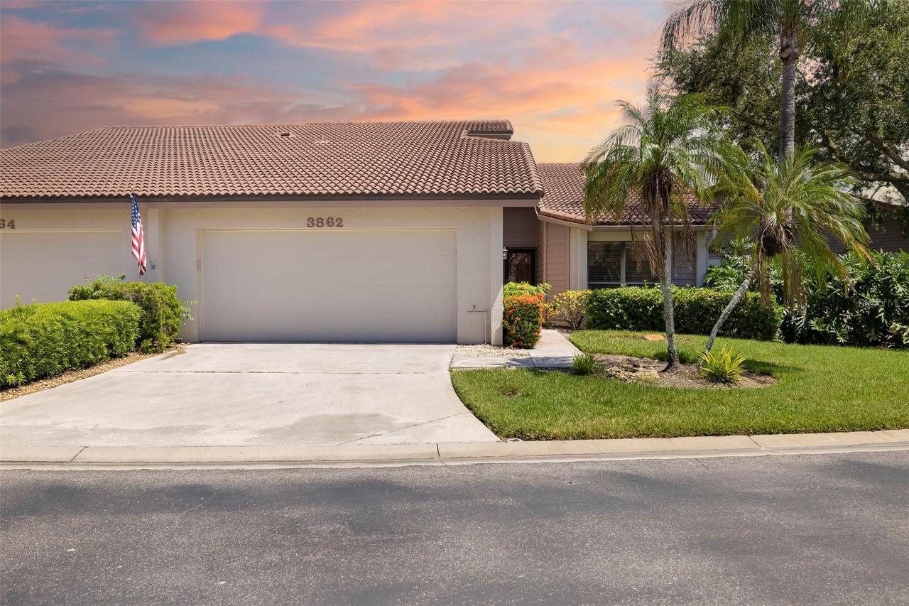 3862 Wilshire Cir. #107, Sarasota, FL 34238