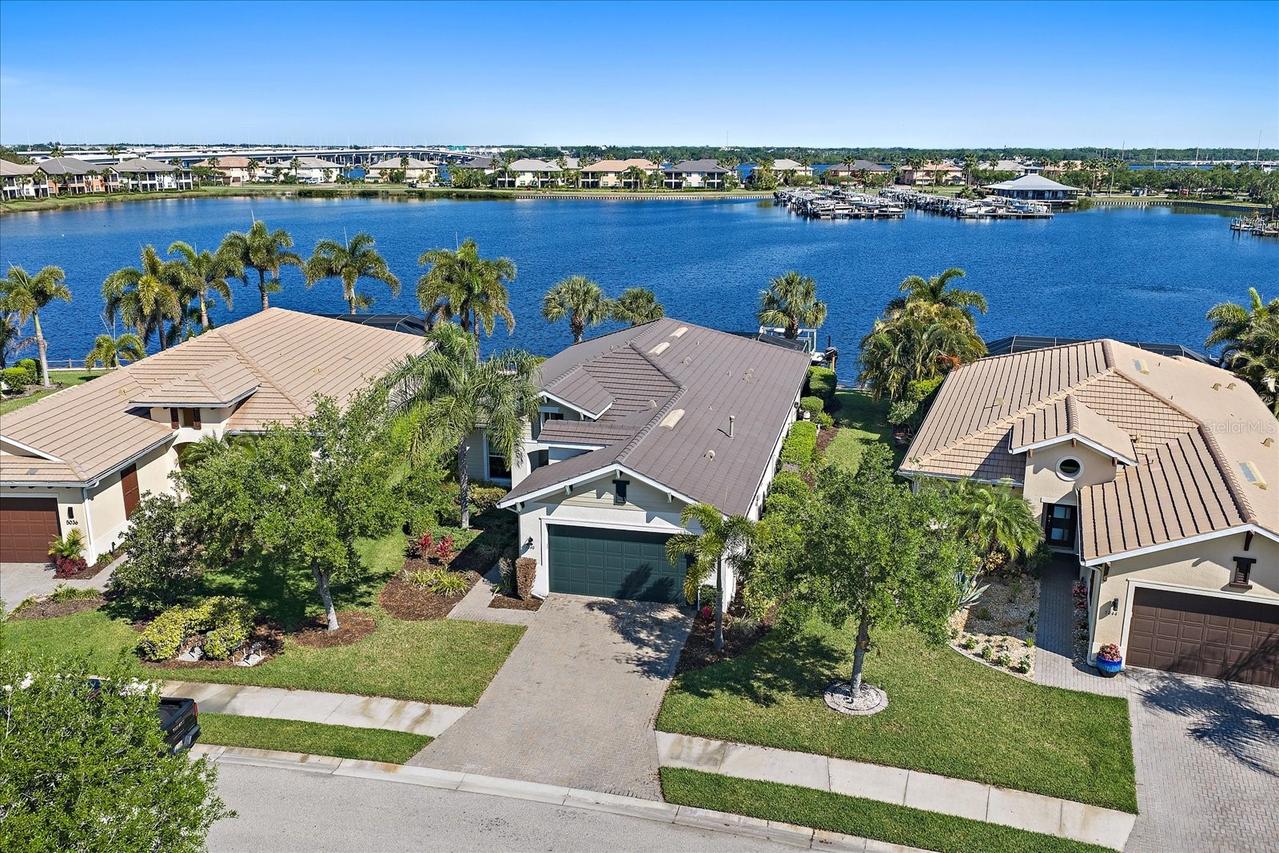 5040 Lake Overlook Ave., Bradenton, FL 34208