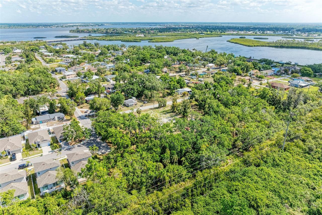 3006 12th Ave., Bradenton, FL 34208