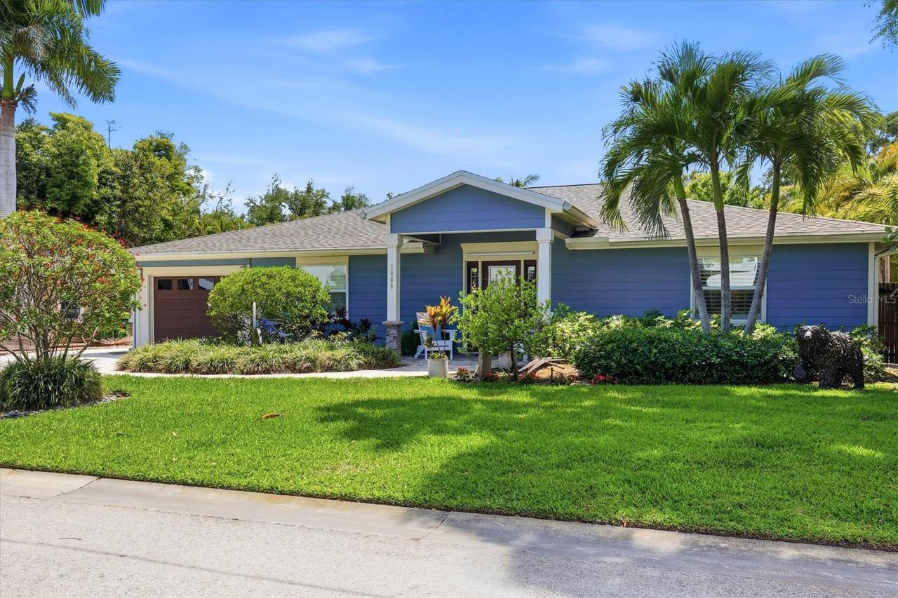 1880 Loma Linda St., Sarasota, FL 34239