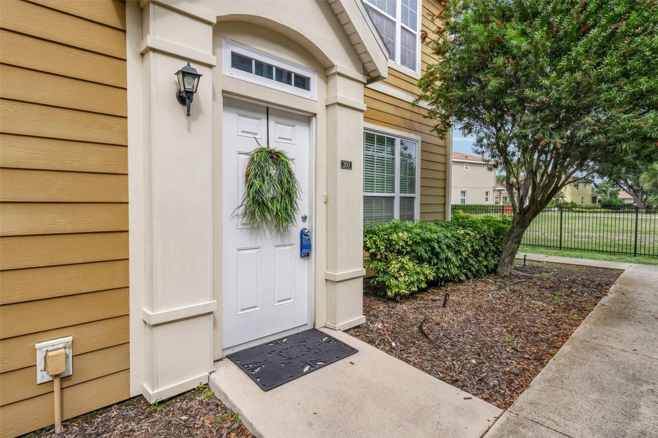 5511 Rosehill Rd. #203, Sarasota, FL 34233