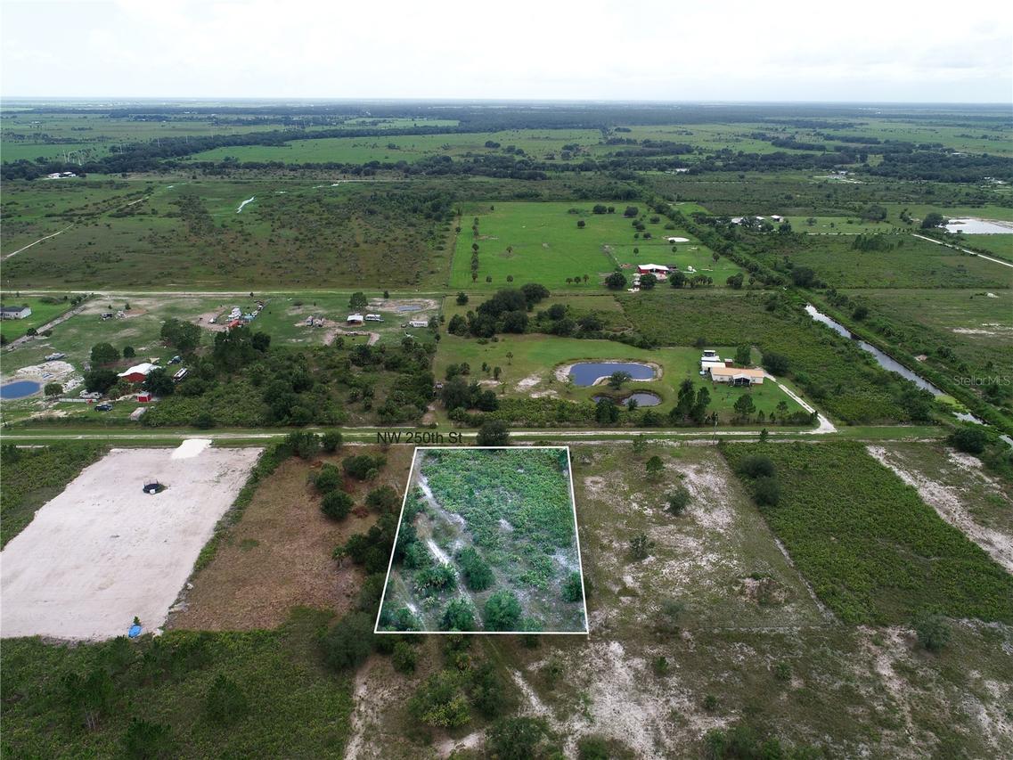 18235 NW 250th St., Okeechobee, FL 34972