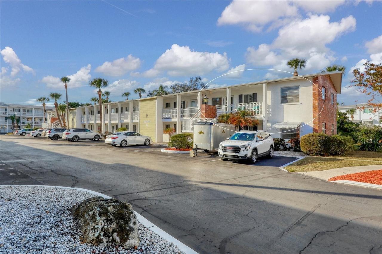 1553 Pleasant Rd. #H27, Bradenton, FL 34207