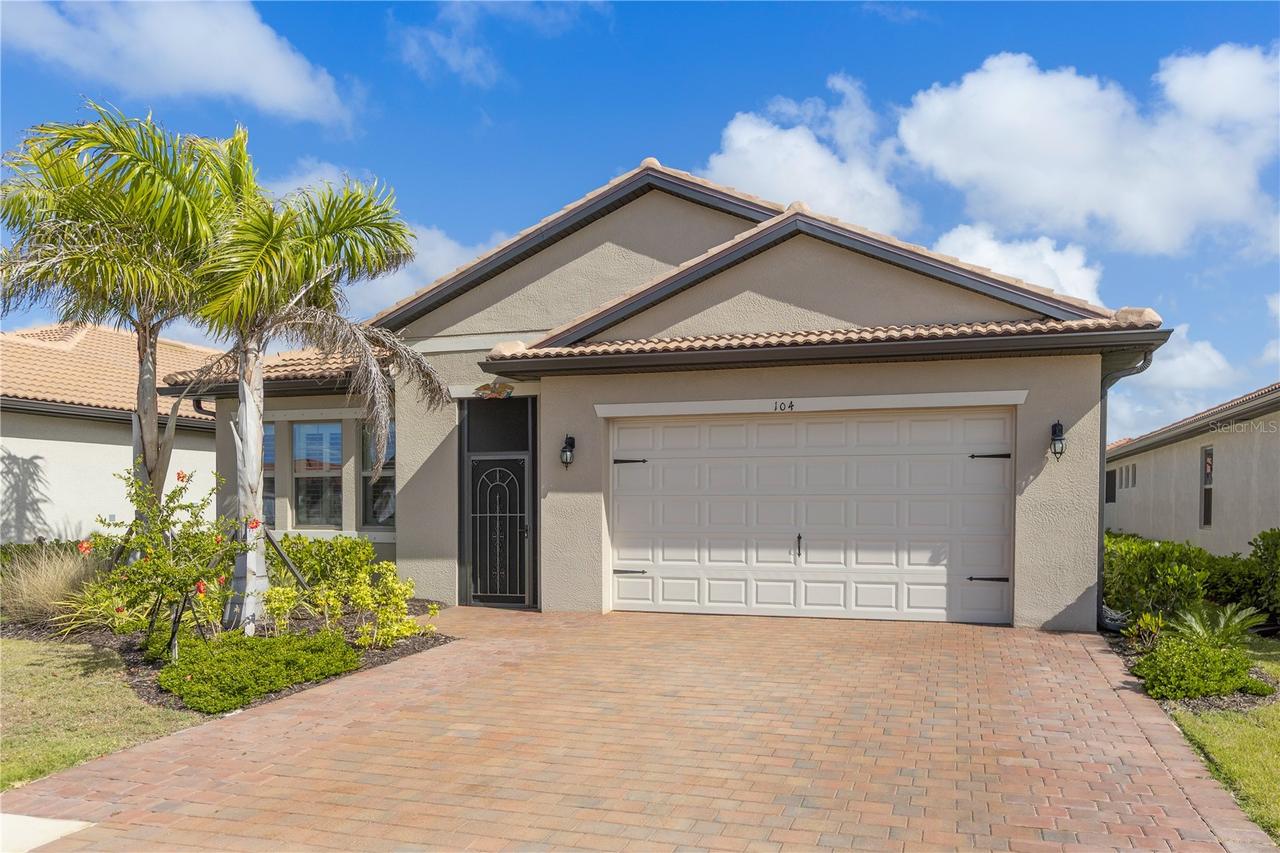 104 Villoresi Blvd., Nokomis, FL 34275