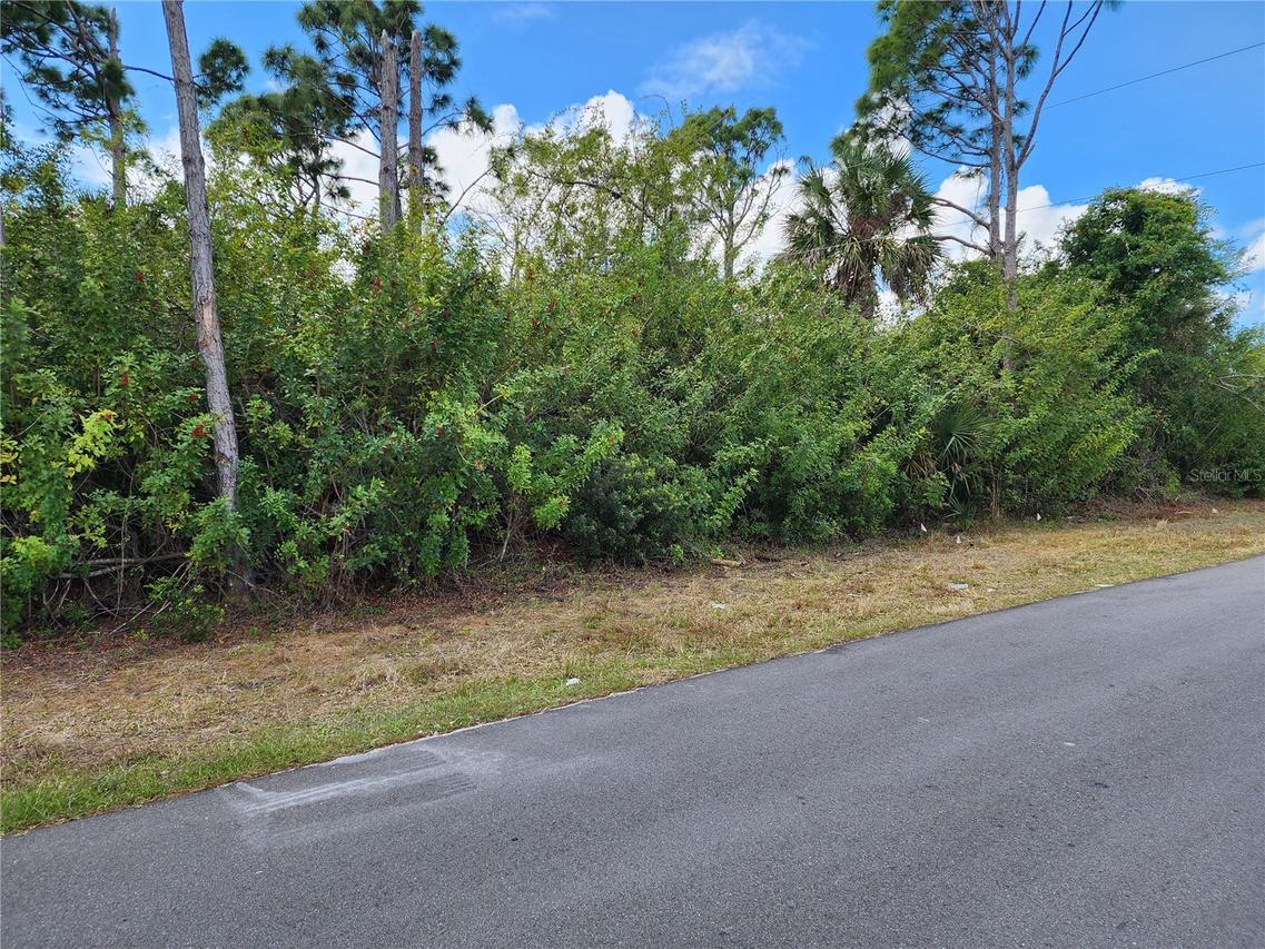 10429 Reims Ave., Englewood, FL 34224