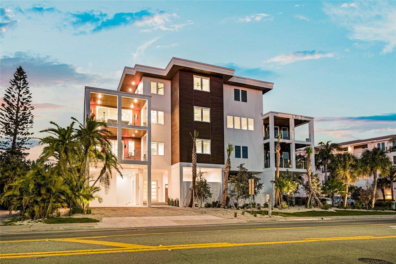 329 Beach Rd. #A, Sarasota, FL 34242