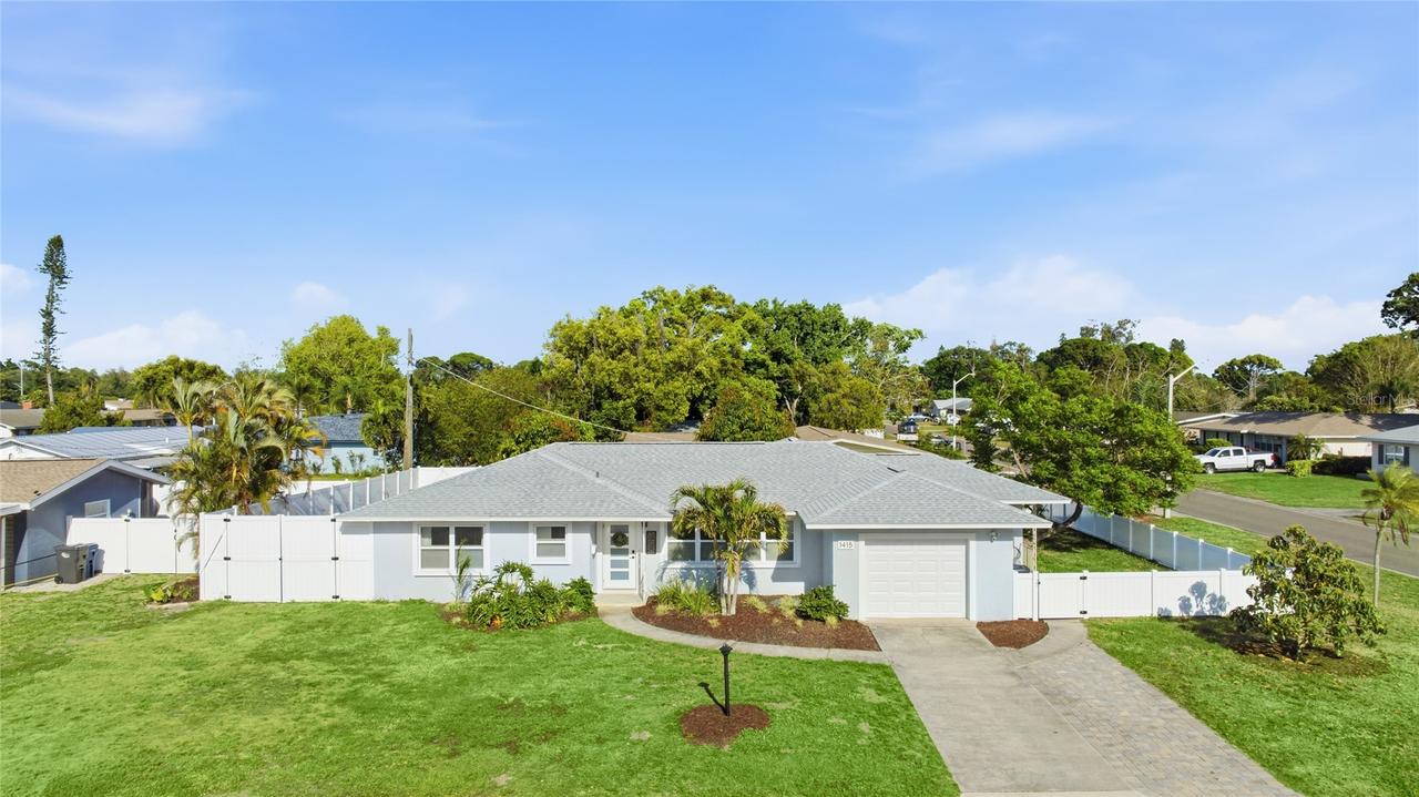 1415 42nd St., Bradenton, FL 34205
