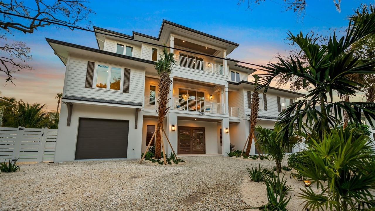 6536 Peacock Rd., Sarasota, FL 34242