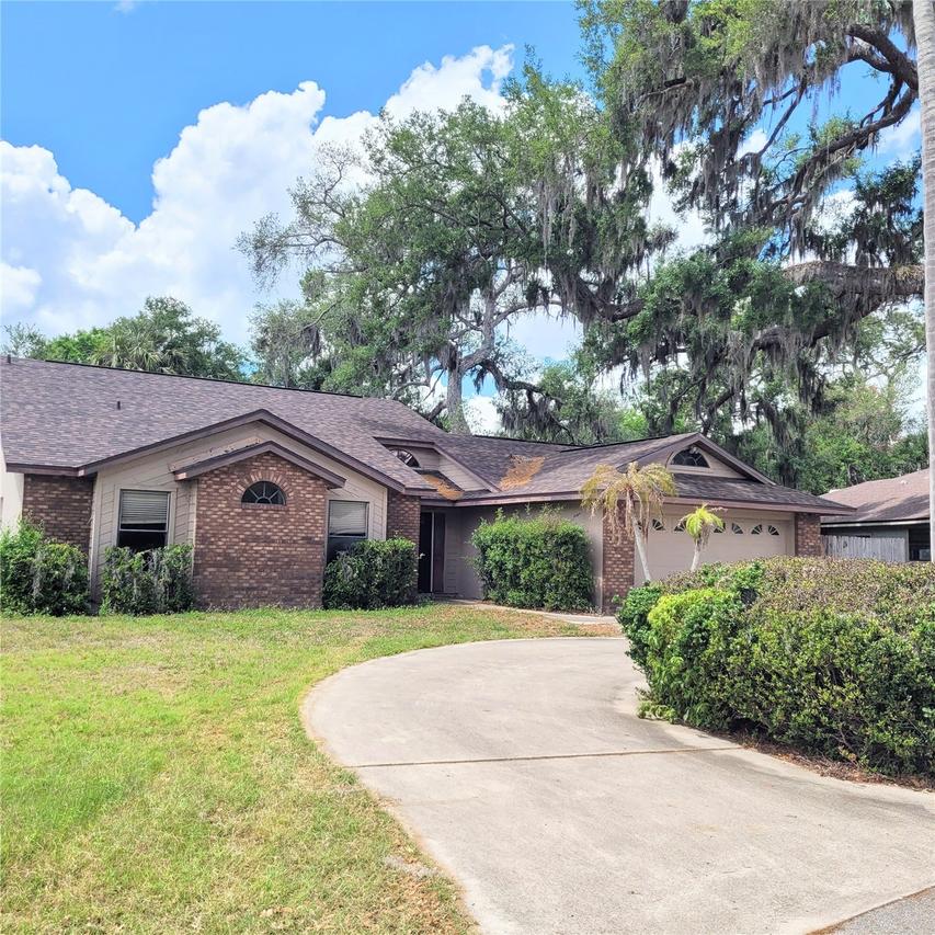 1005 Greystone Ln., Sarasota, FL 34232