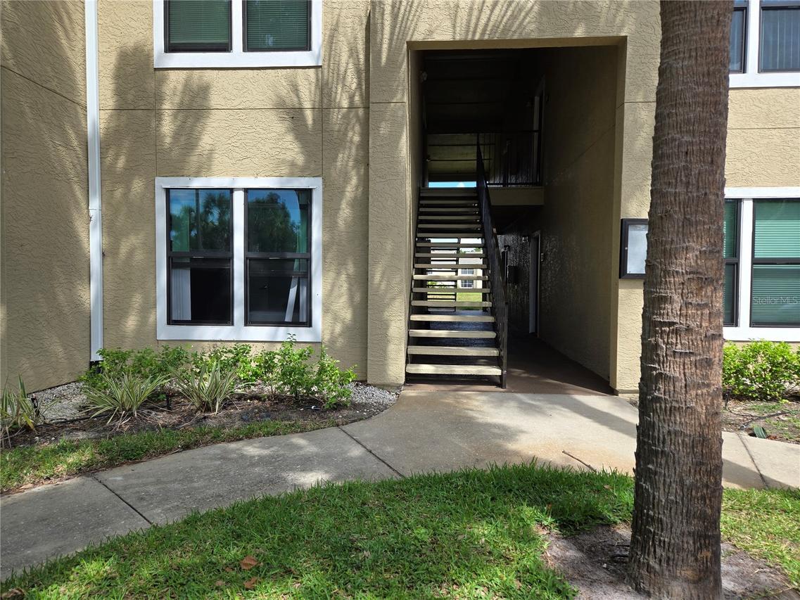 4021 Crockers Lake Blvd. #11, Sarasota, FL 34238