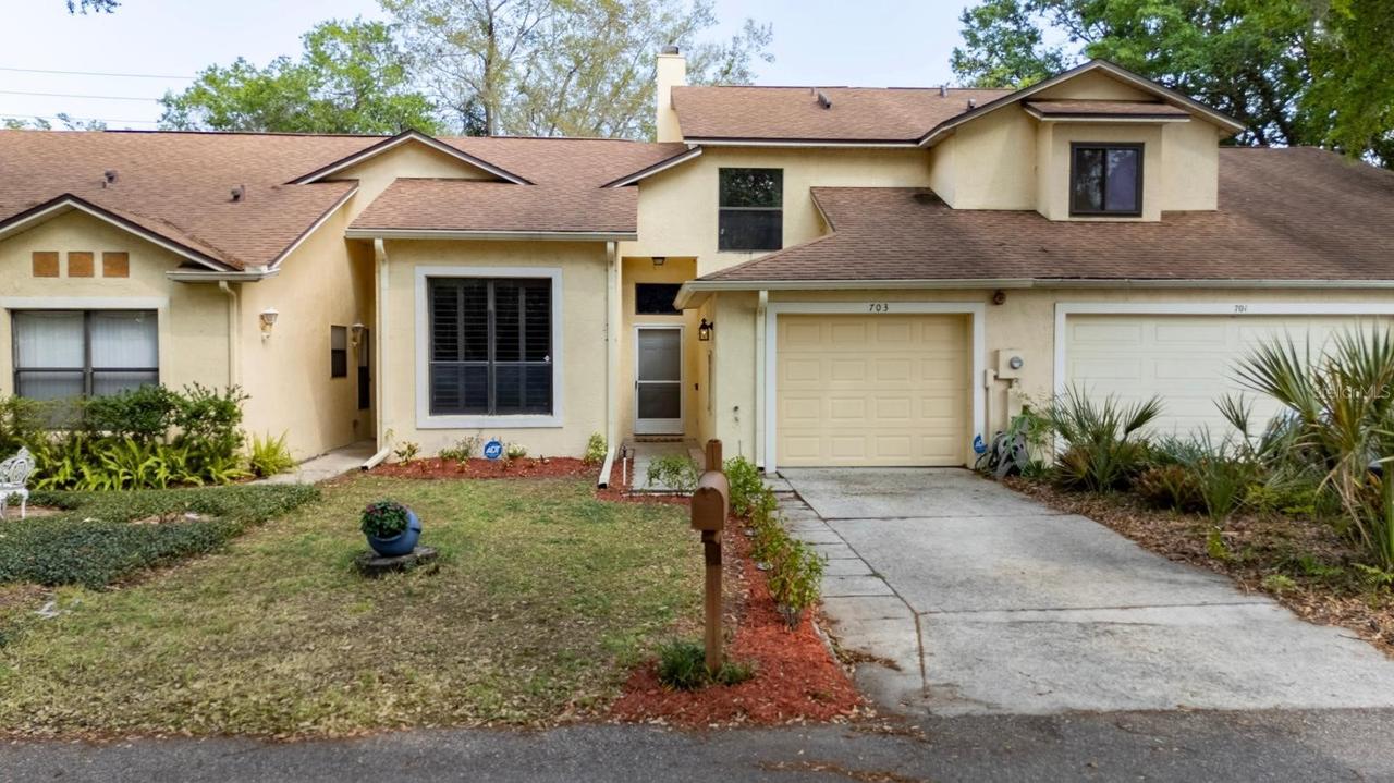 703 Swan Ln., Altamonte Springs, FL 32701