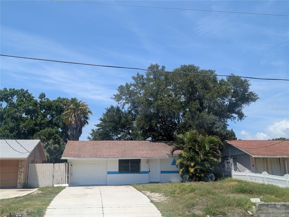 2731 17th St., Sarasota, FL 34234