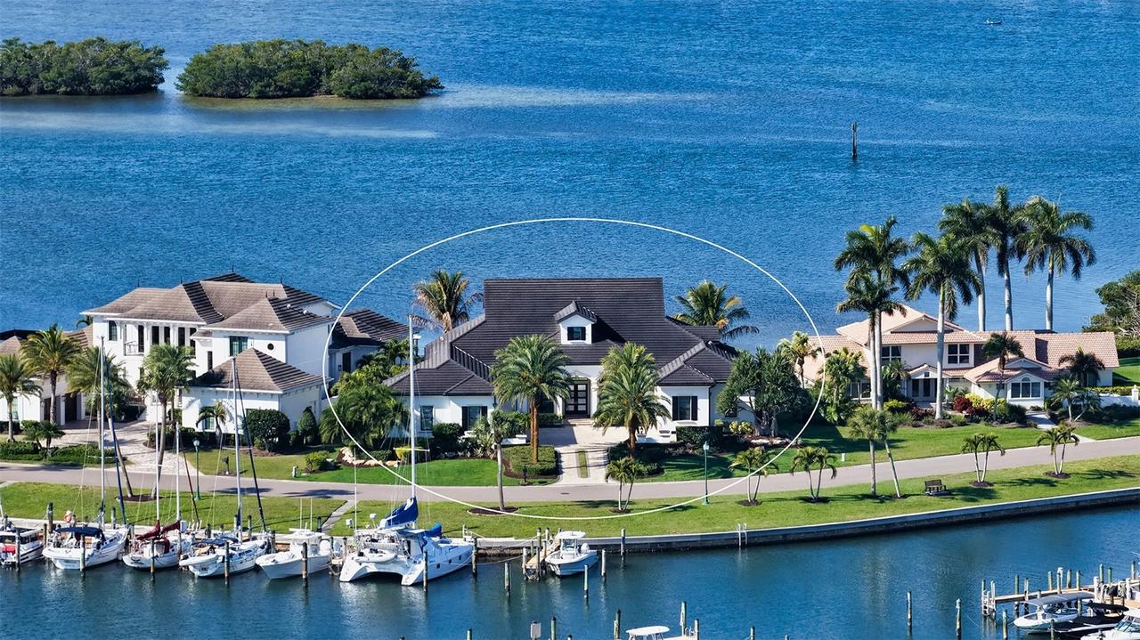 313 Lookout Point Dr., Osprey, FL 34229