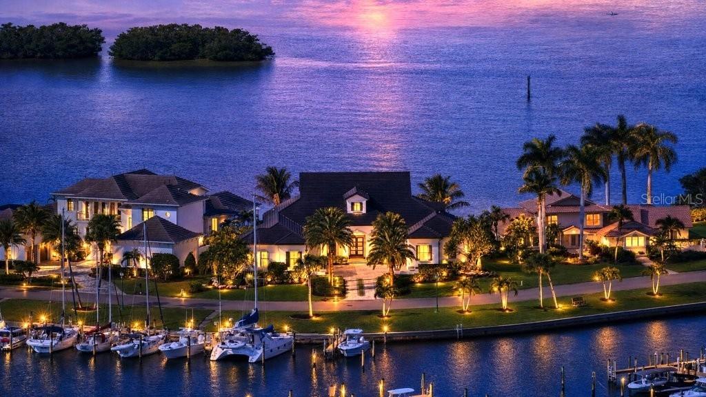 313 Lookout Point Dr., Osprey, FL 34229