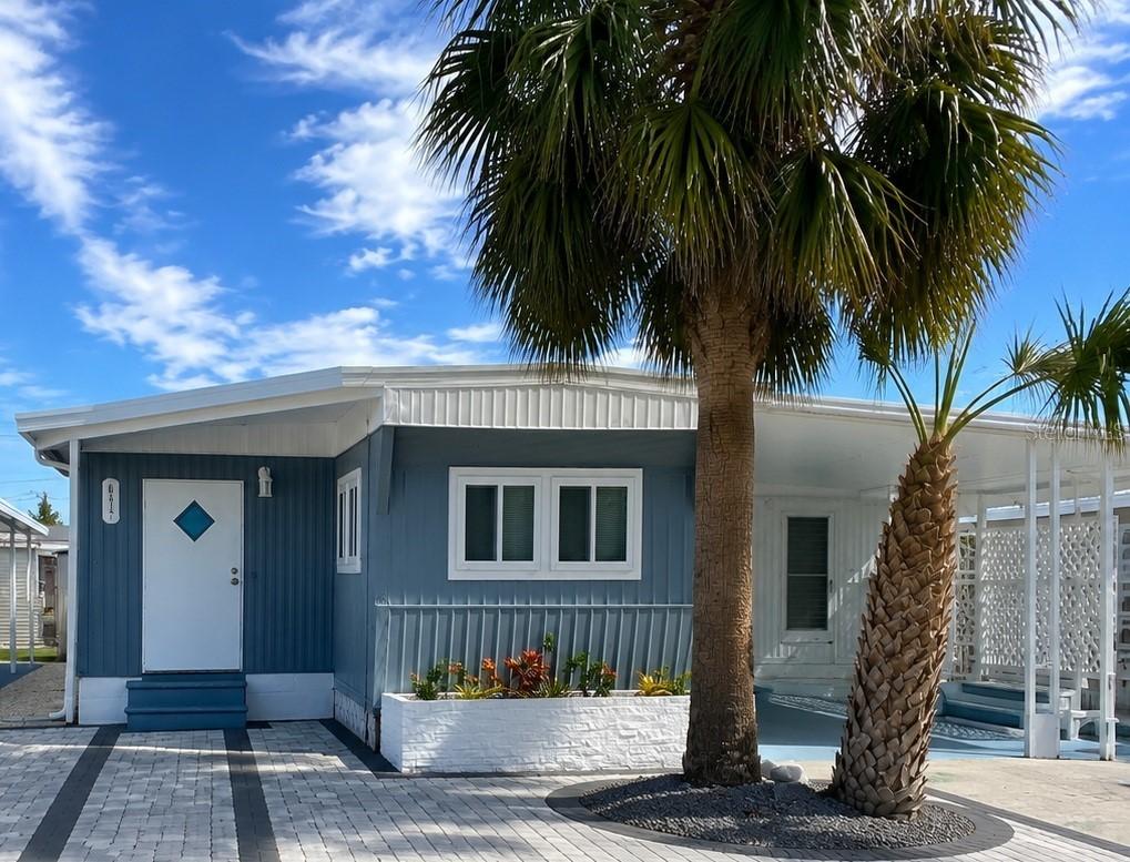 6517 Arizona St., Bradenton, FL 34207