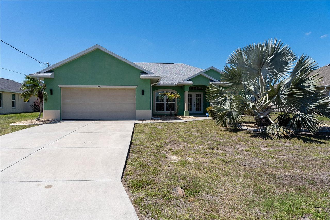 206 Mariner Ln., Rotonda West, FL 33947
