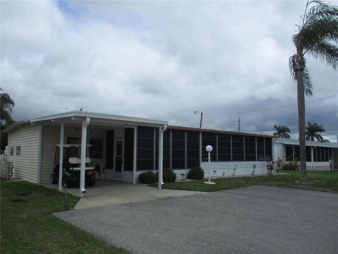 5009 8th B St., Bradenton, FL 34203