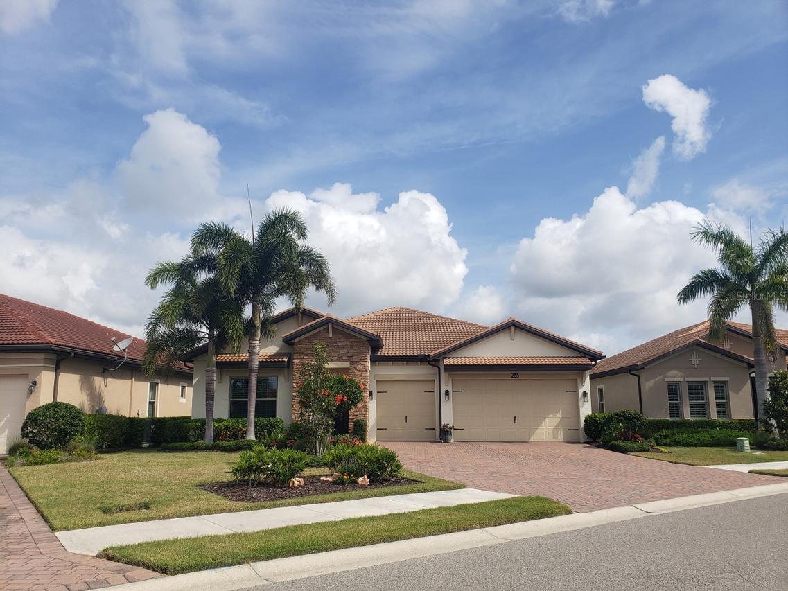 283 Toscavilla Blvd., Nokomis, FL 34275